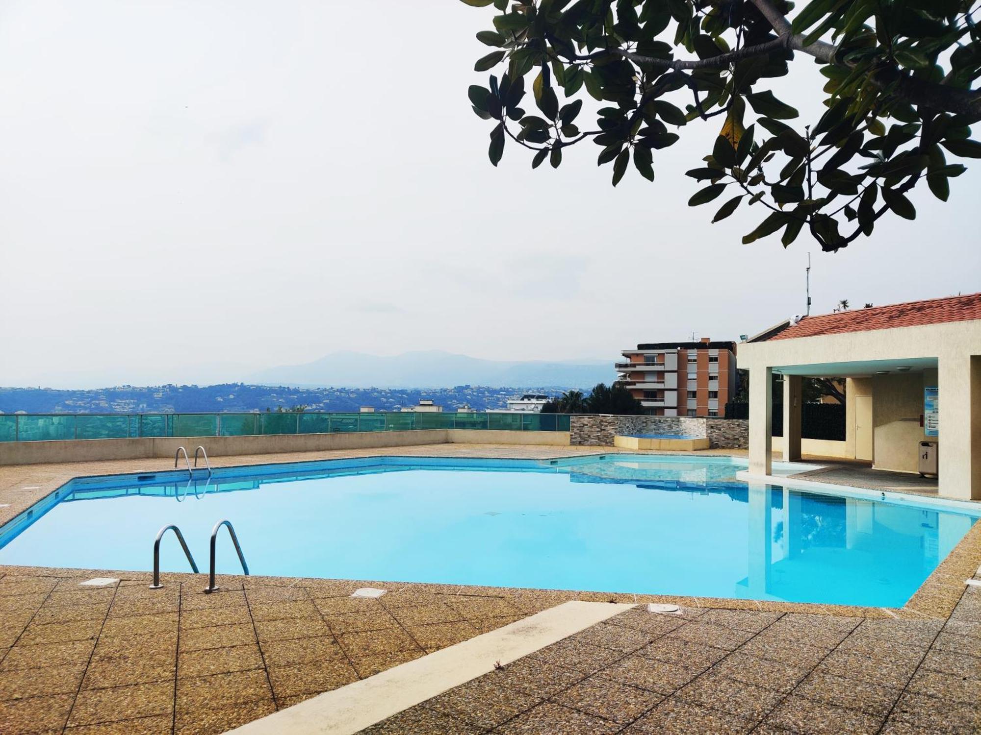 2 Bedroom Flat With Terrasse & Car-Park Nice Ouest Esterno foto